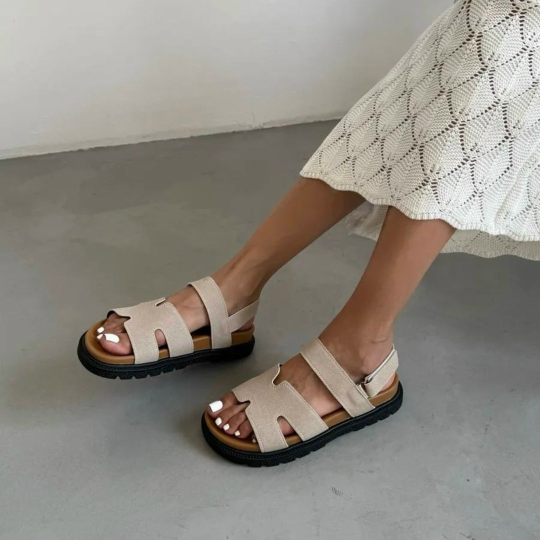 ,летние босоножки,модные босоножки,женские босоножки,замшевые босоножки