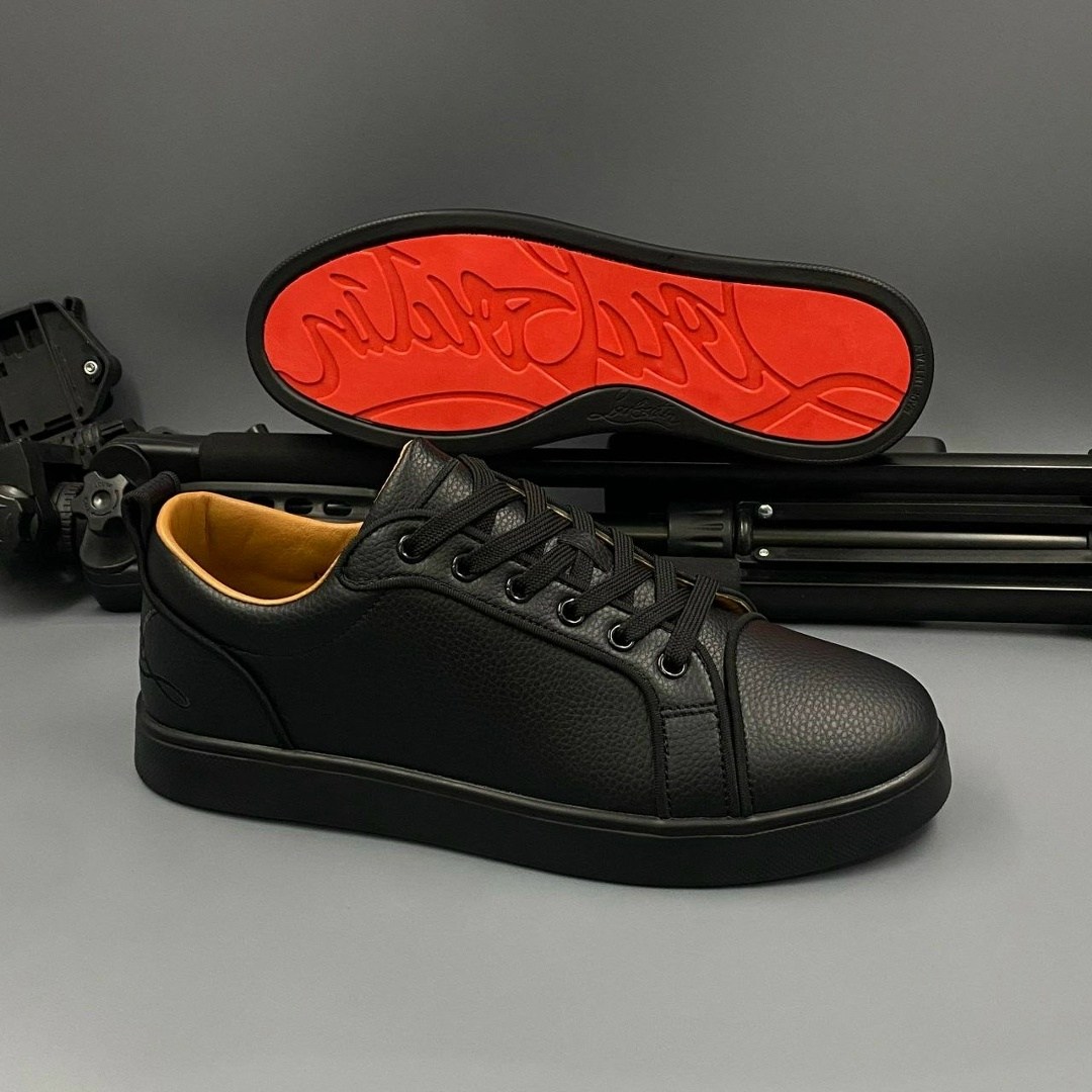 ,christian louboutin mens louis junior flat black leather low top sneakers,кроссовки christian louboutin louis junior flat low black,christian louboutin louis junior flat calf black sneakers,мужс