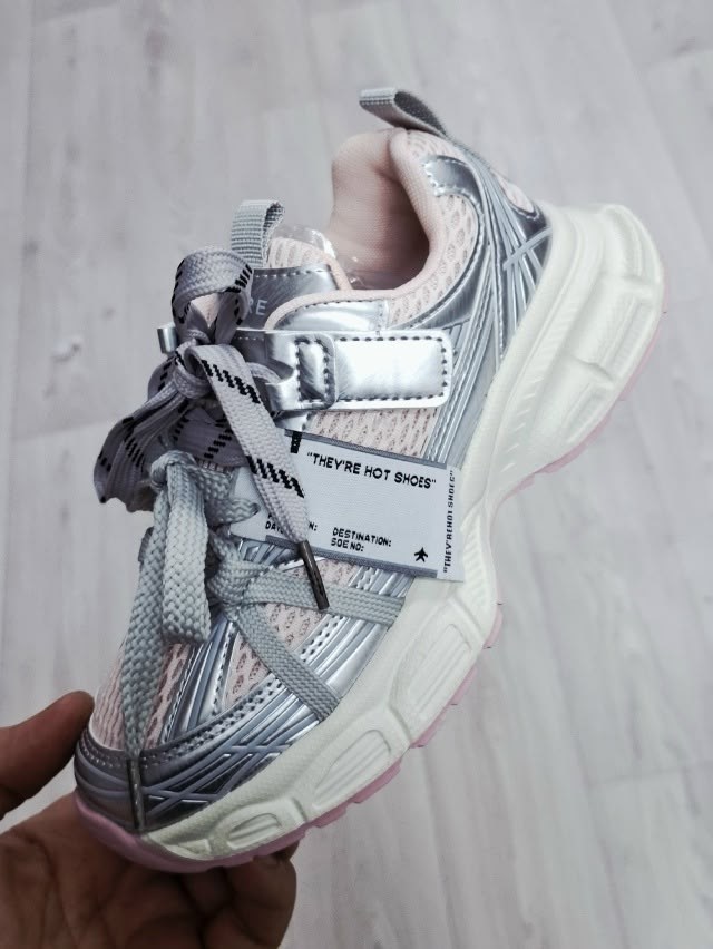 кроссовки balenciaga,кроссовки 3xl balenciaga черный,женские кроссовки в стиле balenciaga 3xl,женские кроссовки balenciaga 3xl black white premium,