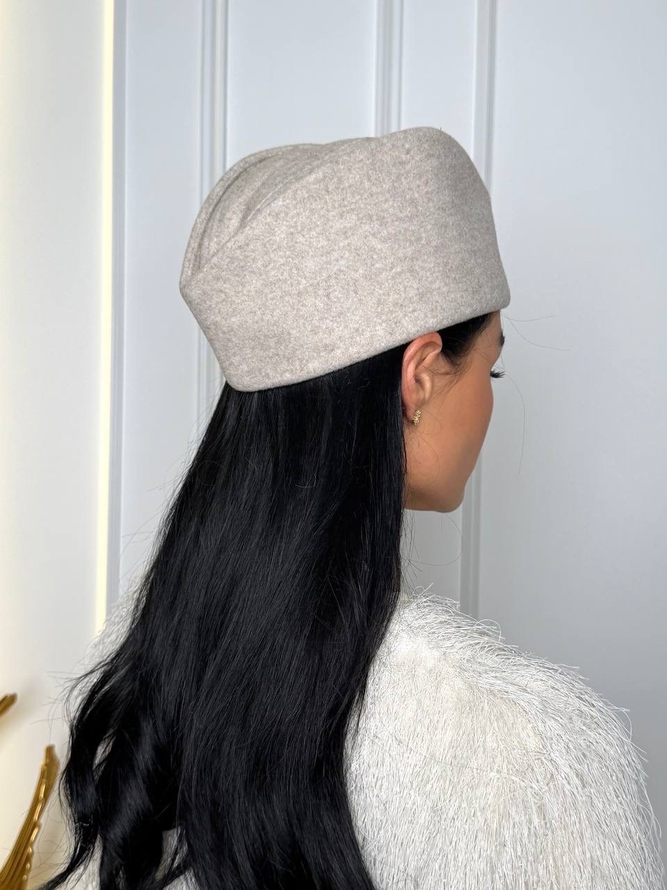 женские головные уборы,модные головные уборы,шапка женская,шляпка таблетка из фетра "vera" светло-серая,шляпа