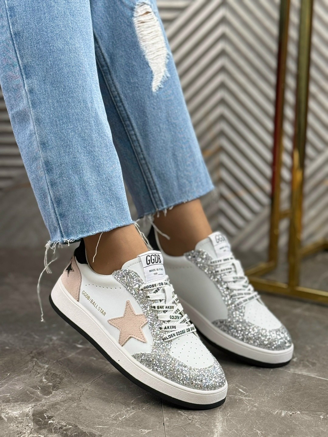 ,golden goose кроссовки,кроссовки со звездами,спортивный ,модная спортивная