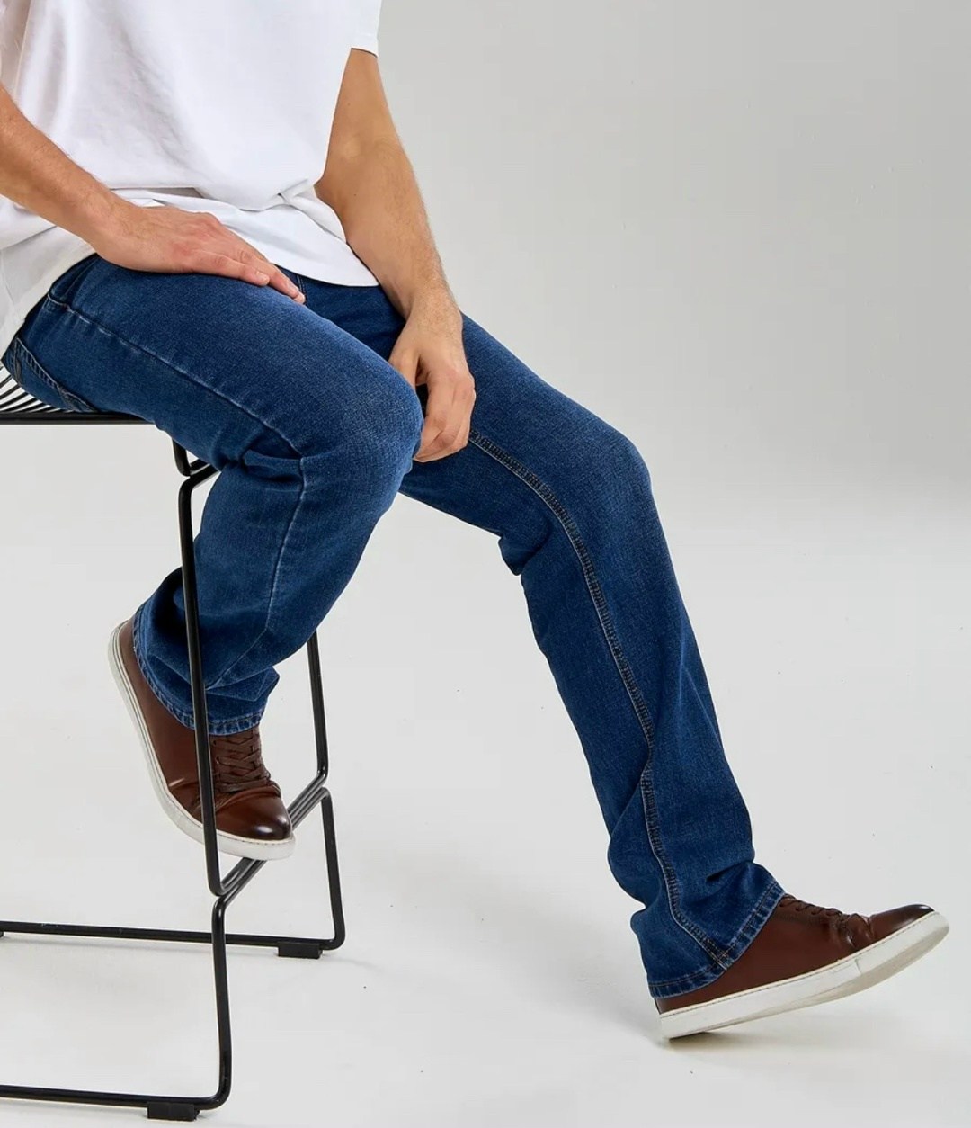 джинсы мужские темно синие,джинсы мужские прямые синие,прямые джинсы мужские,мужские джинсы прямого кроя,джинсы мужские