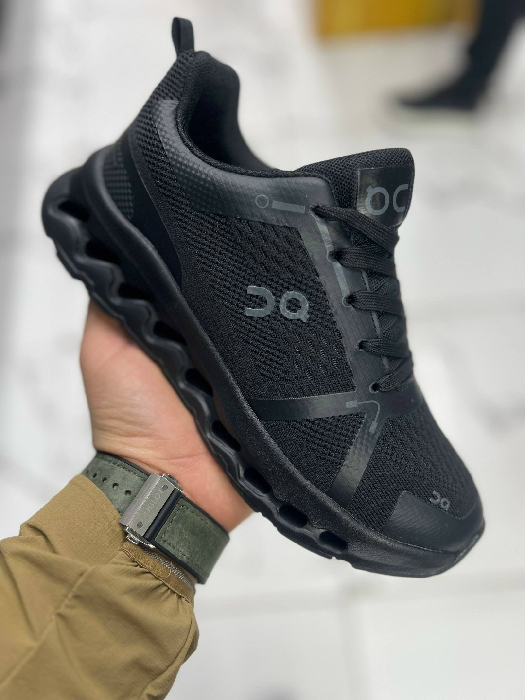 кроссовки on cloudrunner 2 цвет eclipse black,кроссовки,,мужские кроссовки,спортивные кроссовки