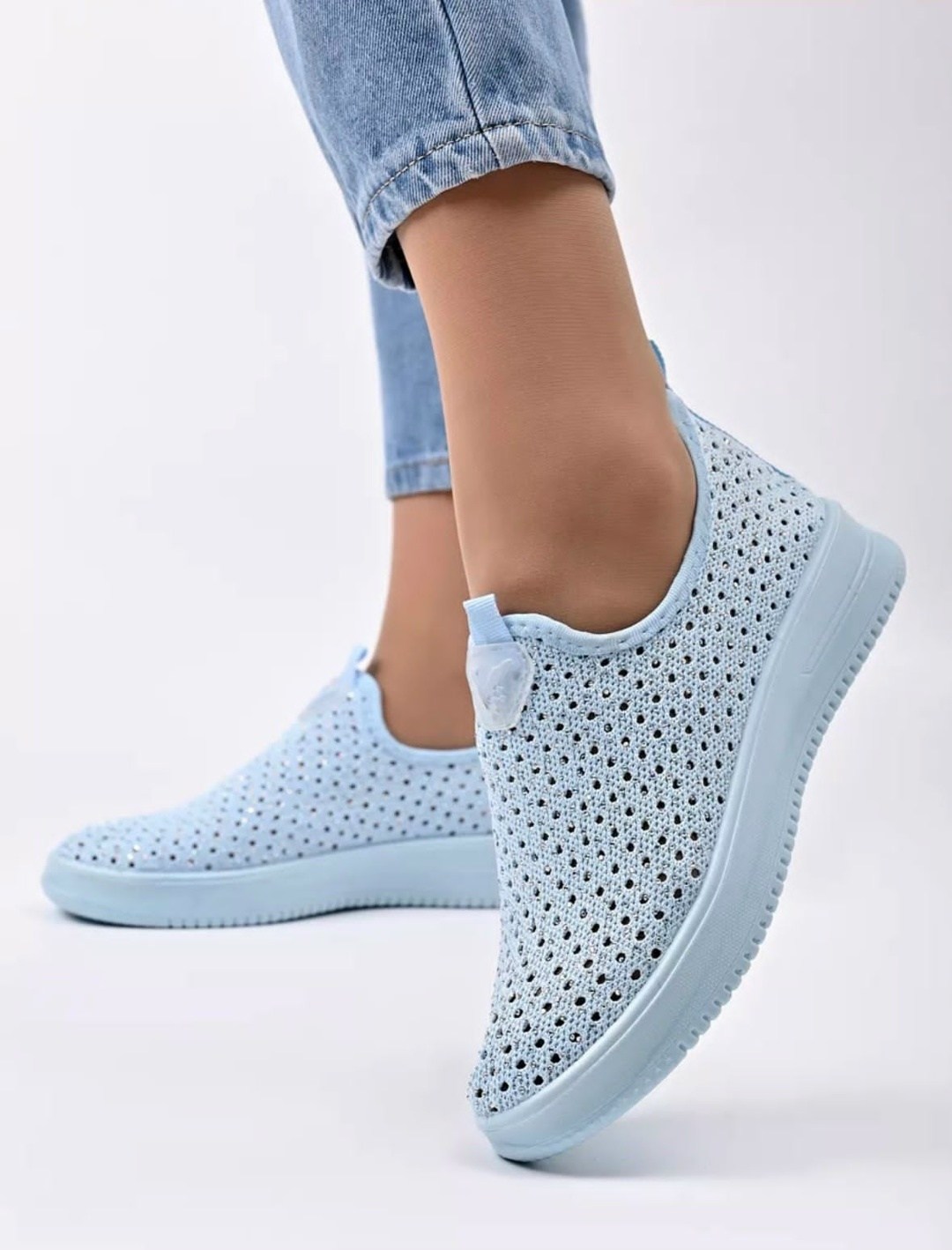 слипоны женские,кроссовки слипоны женские,слипоны женские летние,слипоны женские в сеточку,слипоны с перфорацией