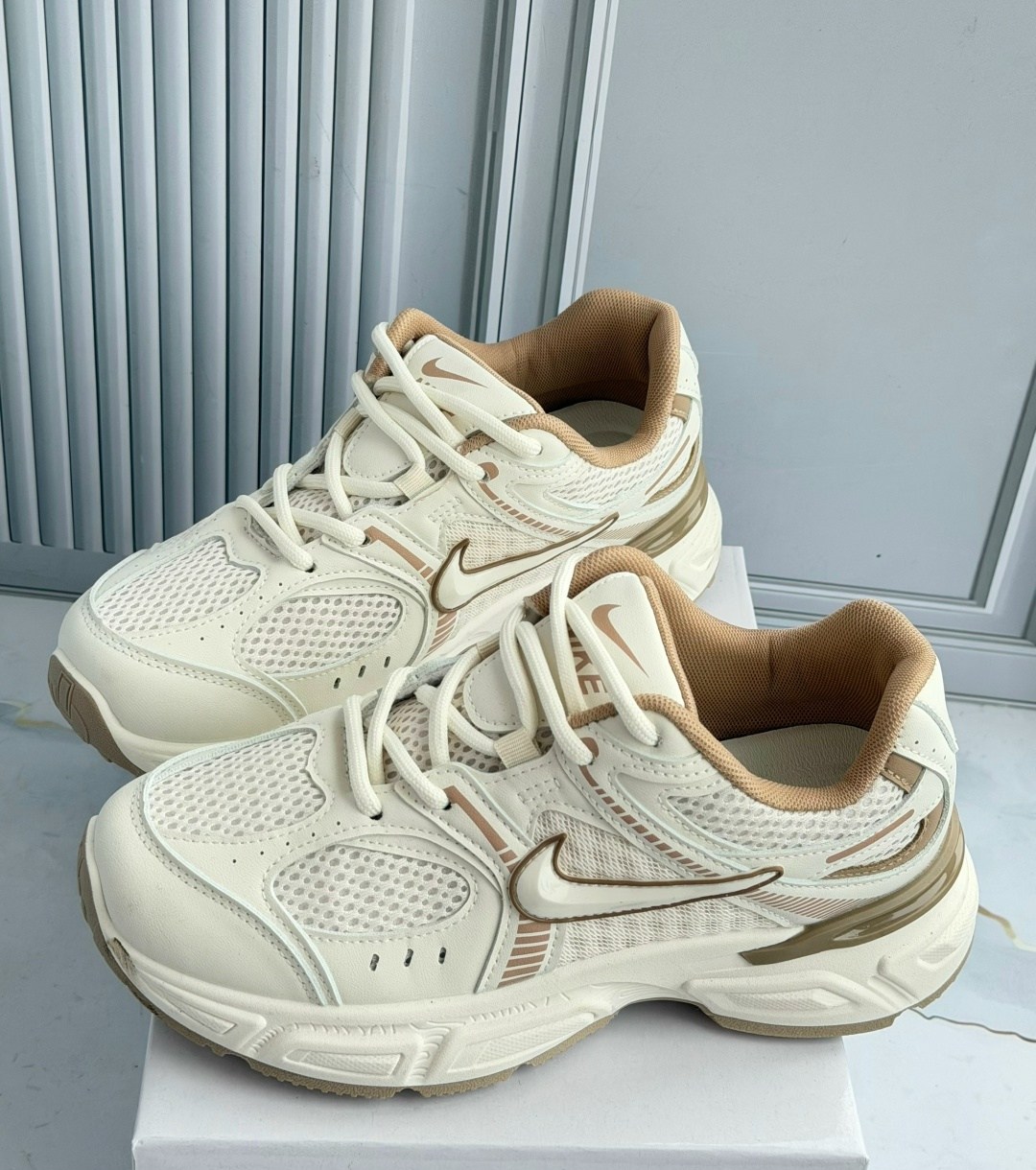 женские кроссовки,массивные кроссовки,кроссовки повседневные,nike m 2 k tekno,женские кроссовки nike