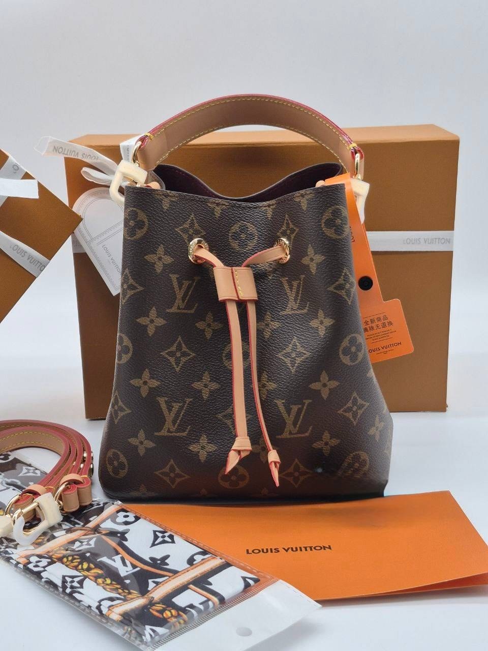 женская сумка louis vuitton,сумка ведро луи виттон,сумка луи виттон,louis vuitton сумка,louis vuitton сумка на плечо