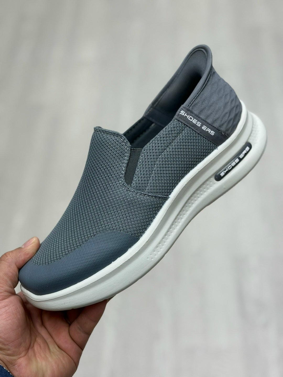 кроссовки,слипоны мужские,спортивная ,кроссовки повседневные,кроссовки мужские skechers