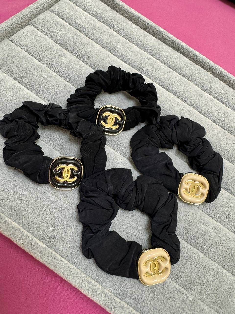 резинка для волос chanel,резинка для волос,резинка для волос шанель,аксессуары для женщин,резинка для волос аксессуар