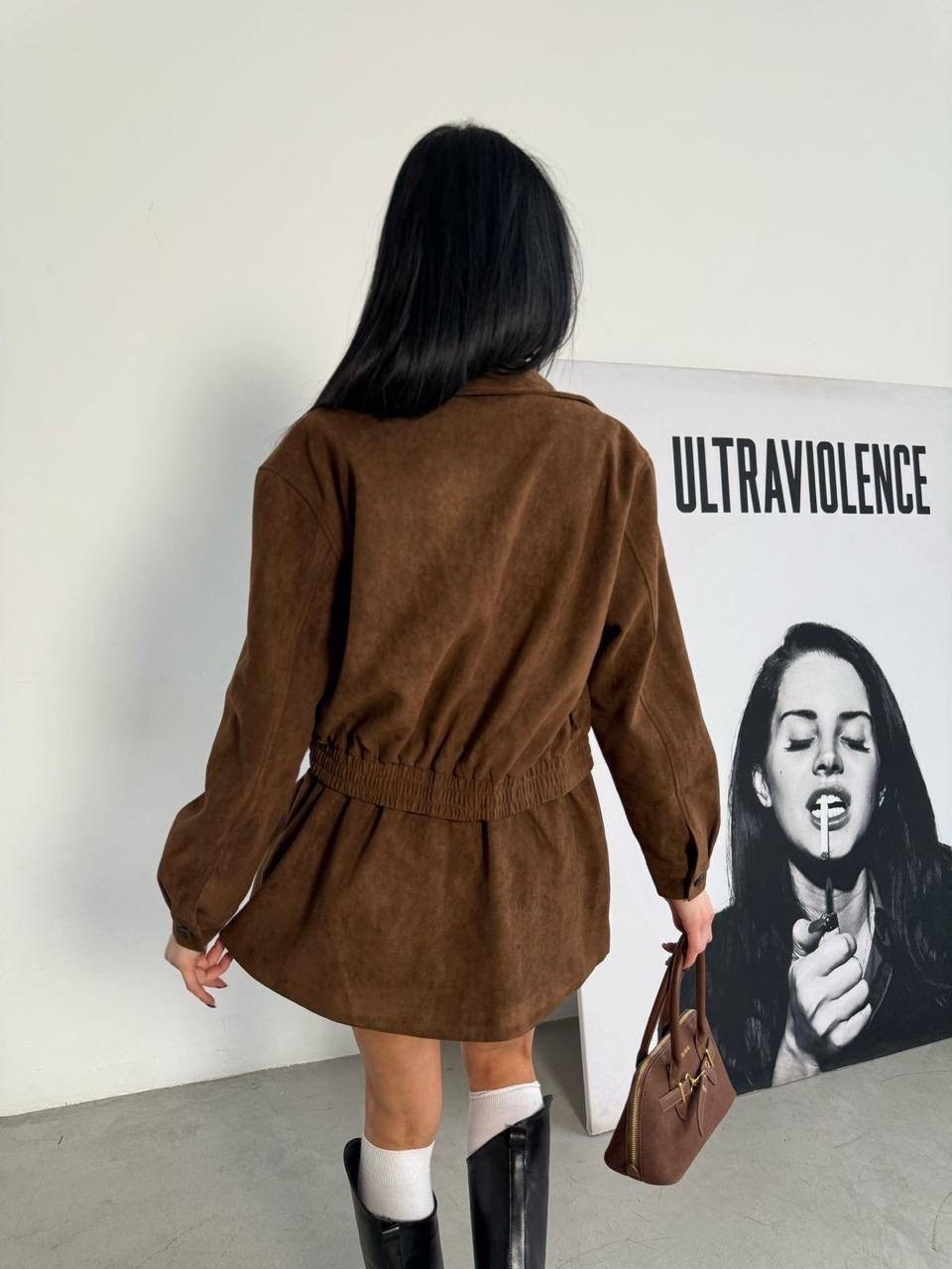 куртка замшевая,костюм с юбкой,куртка бомбер,вельветовый костюм с юбкой,костюм из вельвета