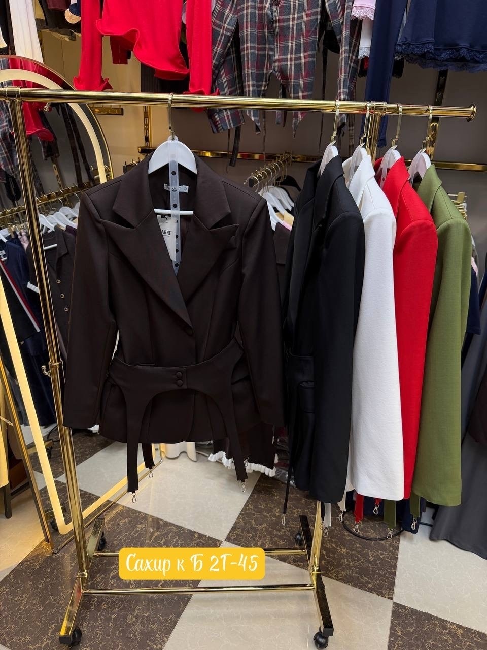 жакет,красный пиджак женский,женские жакеты,жакет с баской,пиджак