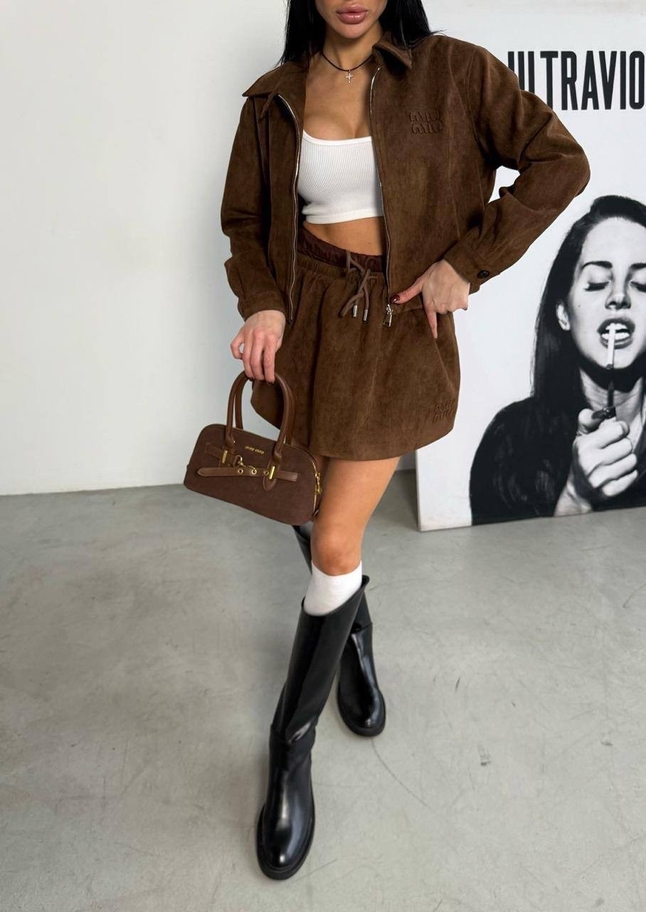 куртка замшевая,костюм с юбкой,куртка бомбер,вельветовый костюм с юбкой,костюм из вельвета