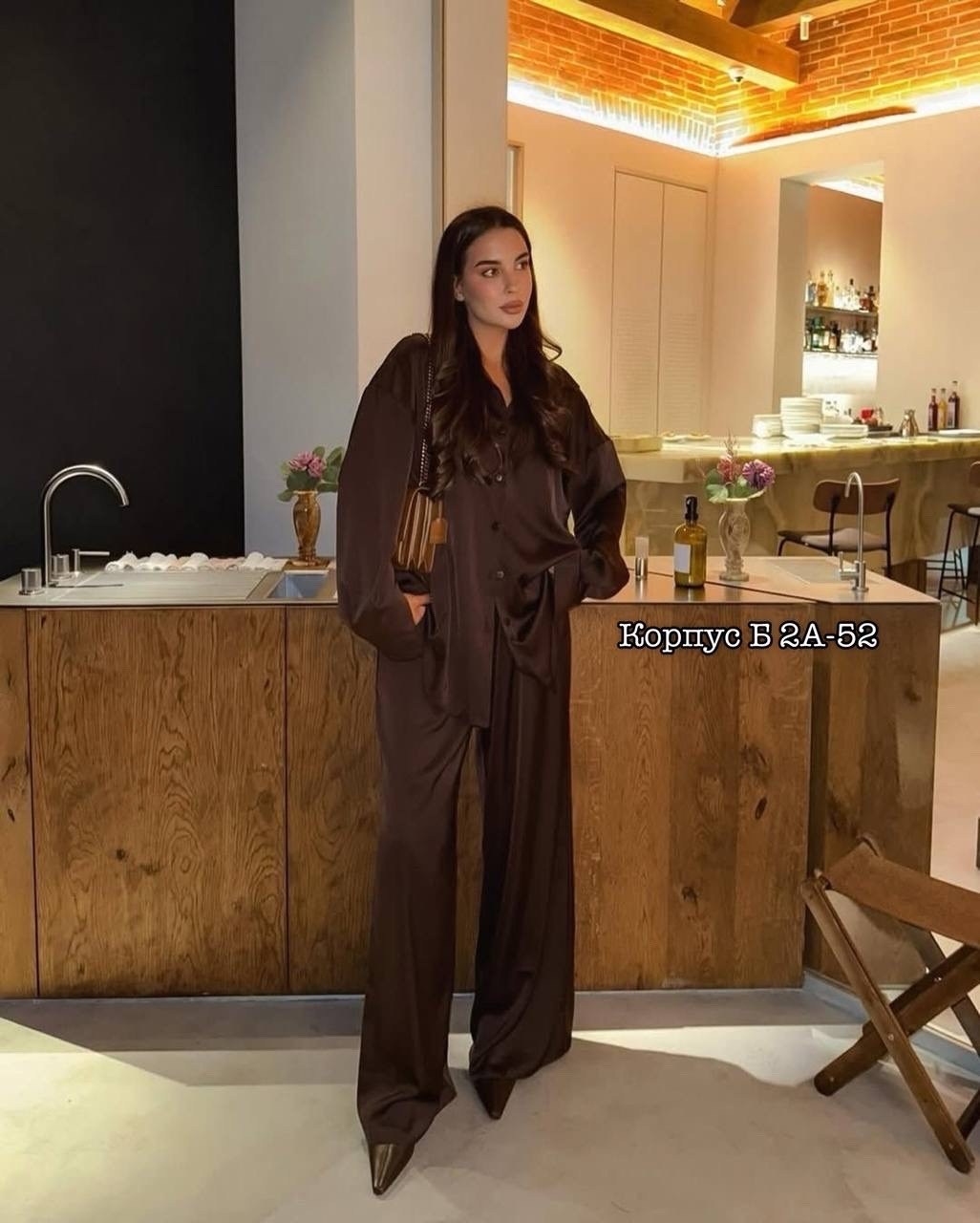 брючный атласный костюм,шелковый костюм,костюм из атласа брючный,брючный костюм женский,костюм в пижамном стиле