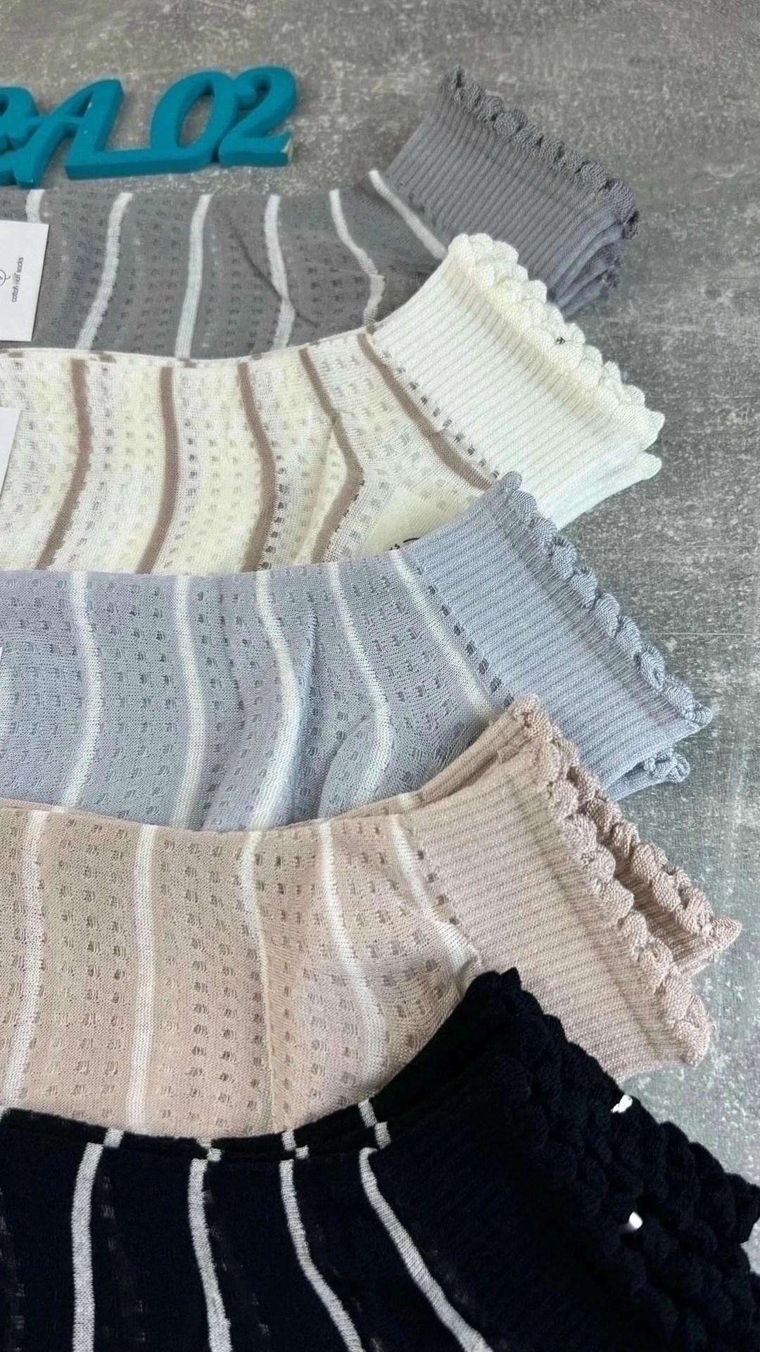 носочки с рюшами,носки с рюшами,вязаный воротник,носки с оборками,вязаная водолазка