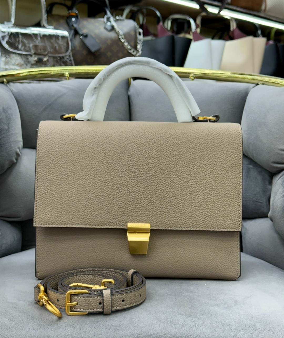 coccinelle сумка на плечо,сумка,женская сумка,сумка классическая,сумка модная