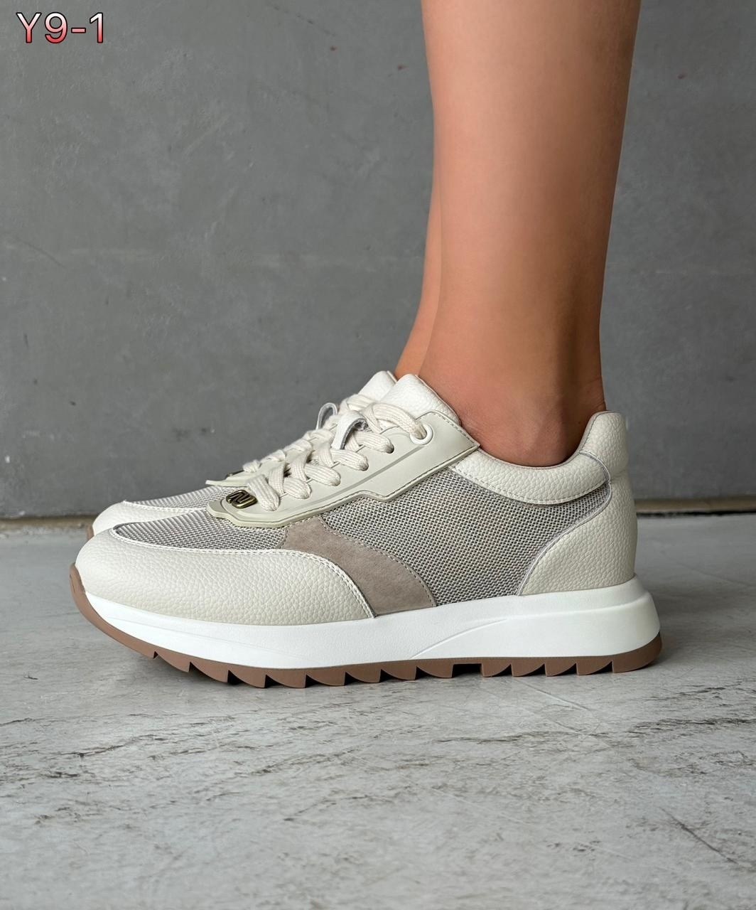 ,кроссовки женскиe,кроссовки черные,кроссовки для женщин,черные женские кроссовки