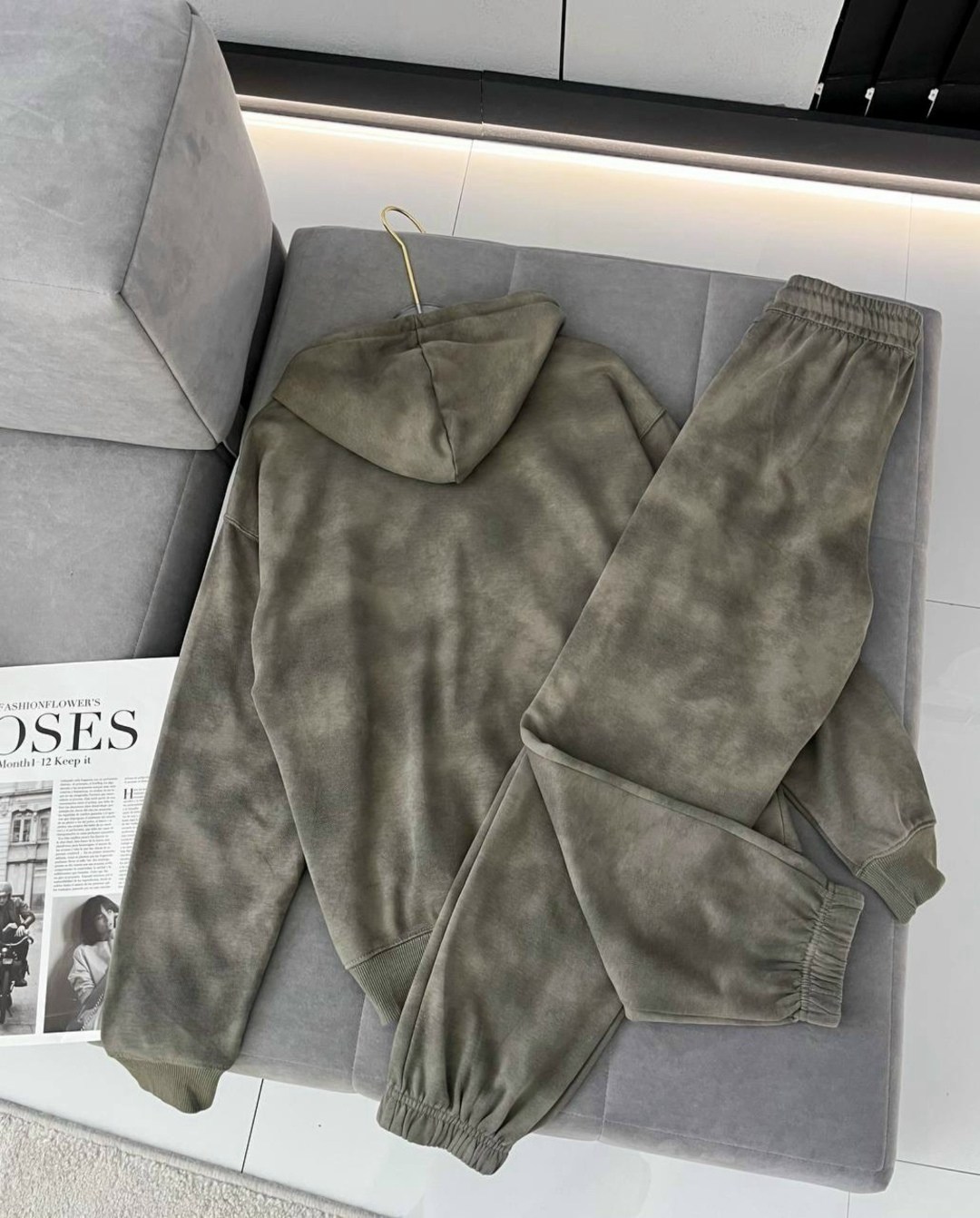 спортивный костюм велюровый женский серый,костюм спортивный велюровый,костюм спортивный,костюм велюровый,костюм спортивный велюровый женский