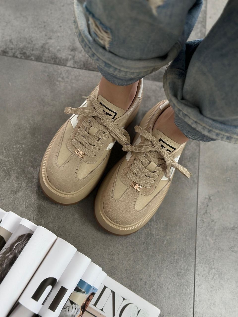 кроссовки женскиe,женская ,модная ,повседневная ,обуви