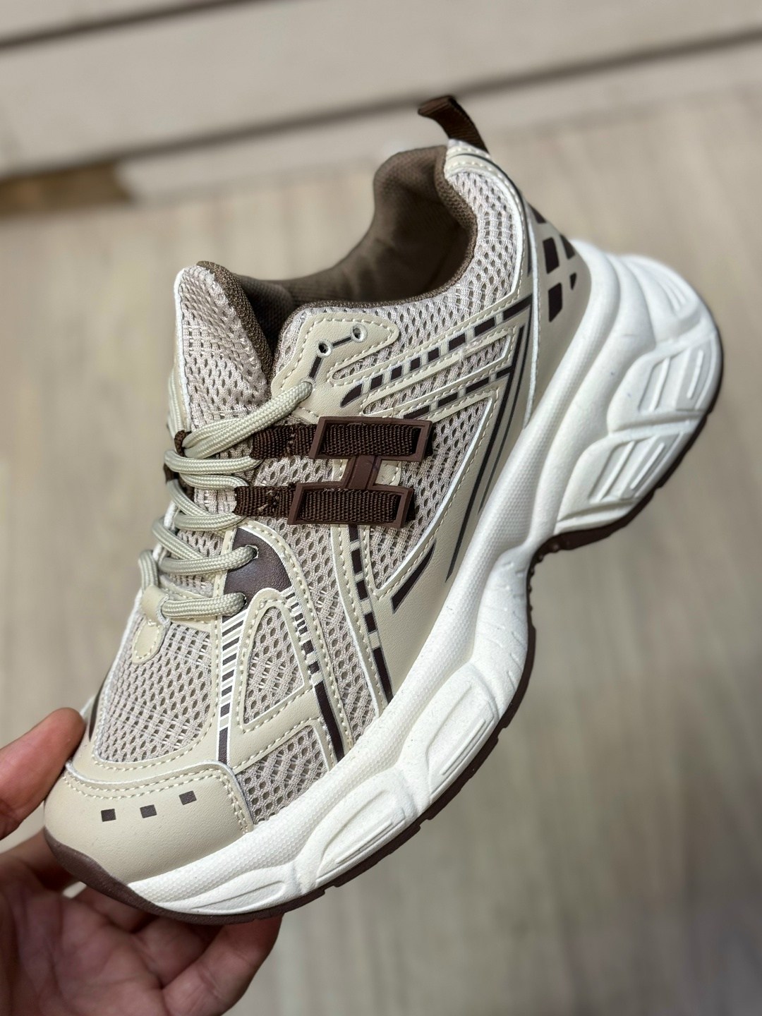 женские кроссовки,кроссовки повседневные,кроссовки для женщин,модные кроссовки,кроссовка