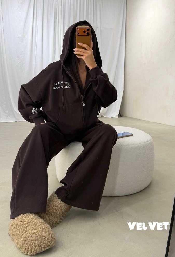 костюм спортивный,костюм спортивный женский,красный женский костюм,костюм с широкими штанами