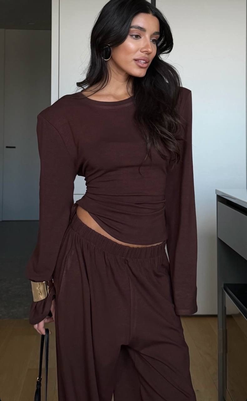 женский костюм,костюм женский трикотажный,спортивные женские костюмы,спортивный костюм брючный с капюшоном emse,костюм