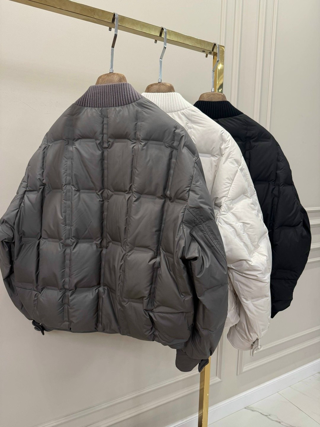 короткий пуховик,куртка пуховик,пуховик,теплые куртки,женская куртка