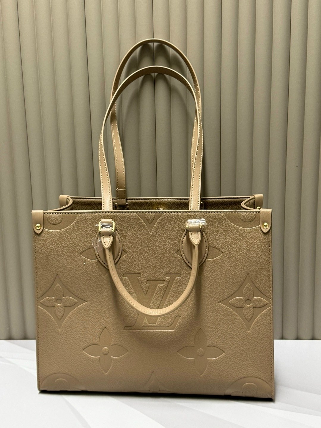 сумка louis vuitton,луи виттон сумка,сумка луи виттон белая,louis vuitton женская сумка,сумочка луи виттон