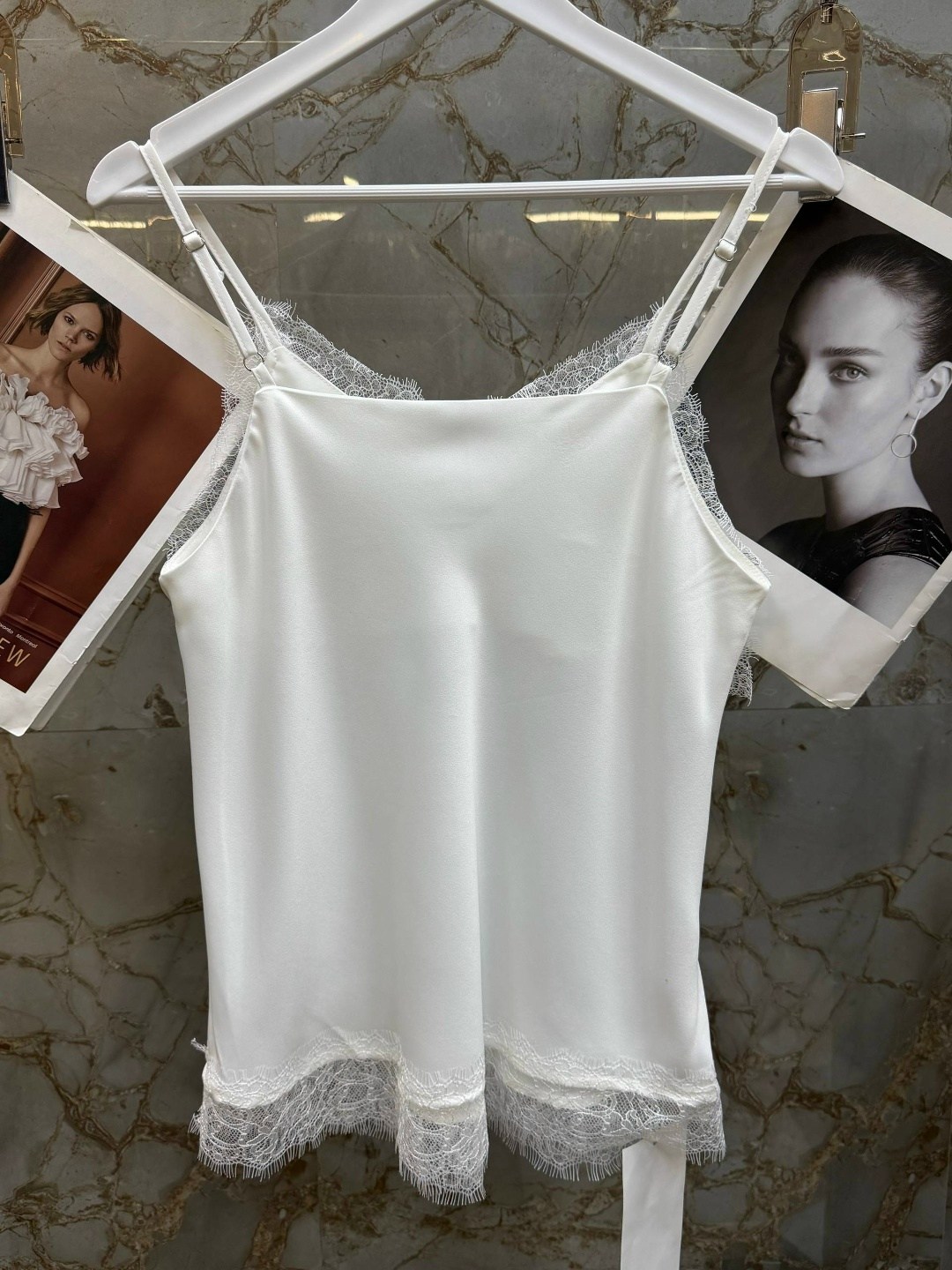 топ с кружевом,топ с кружевом бордовый,топ кружевной женский,топ атласный с кружевом,одежда с кружевом