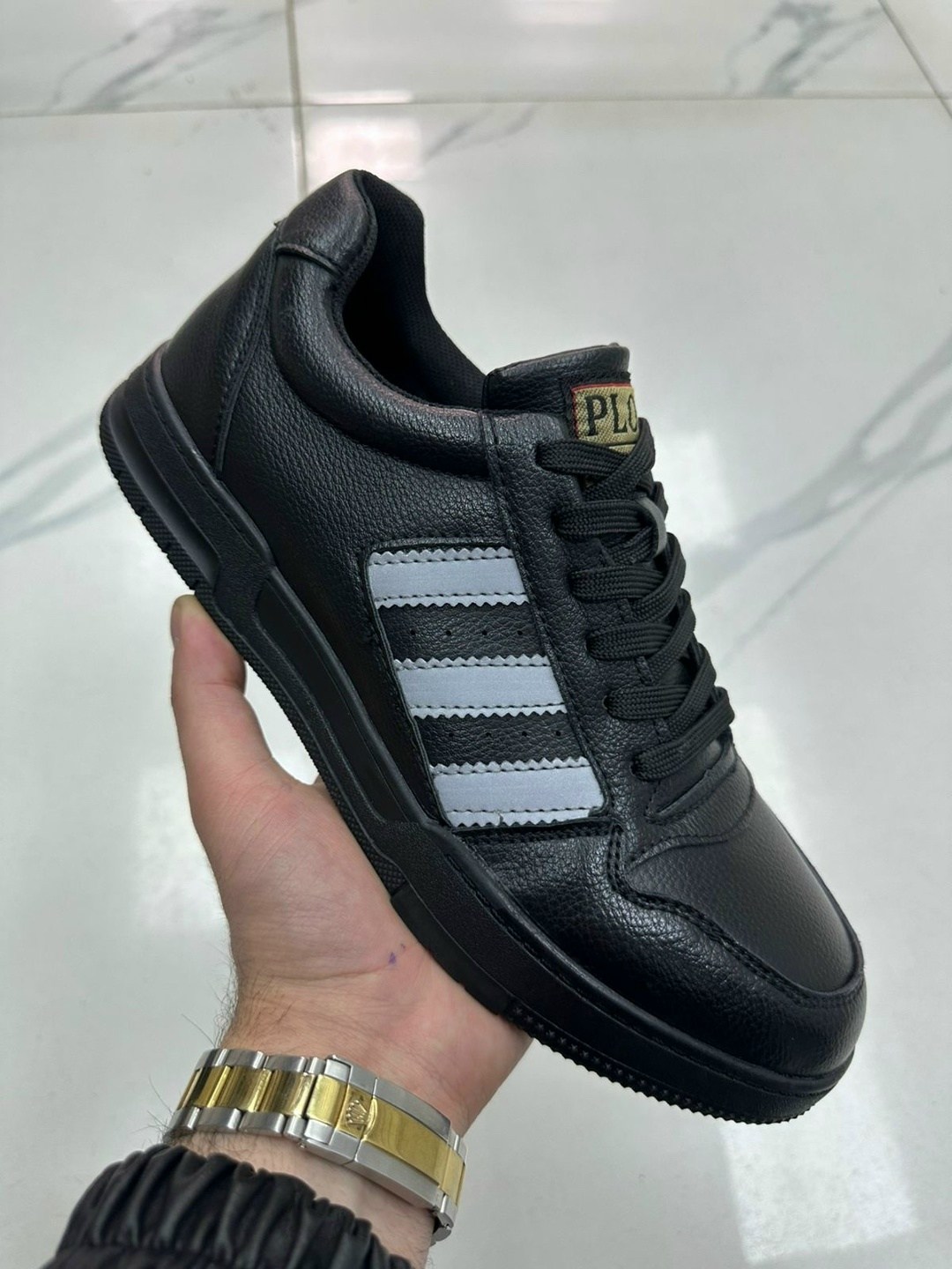 adidas кроссовки мужские кожаные черные,кроссовки adidas,adidas мужские кроссовки,кроссовки мужские,кроссовки адидас