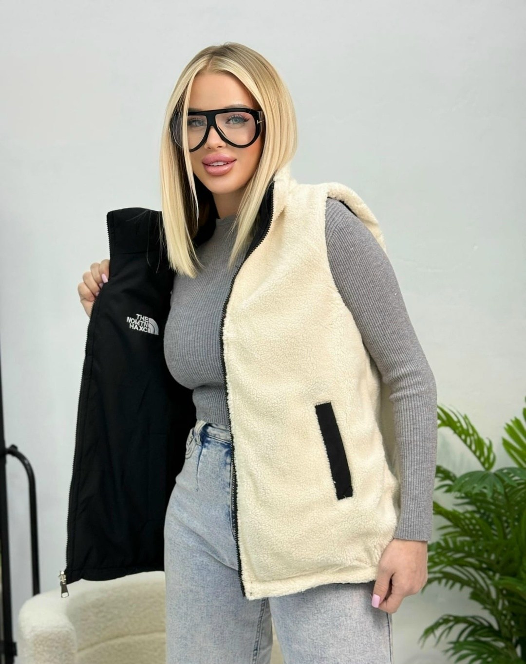 жилетка двухсторонняя,женские жилетки,жилетка,жилет,женские жилеты