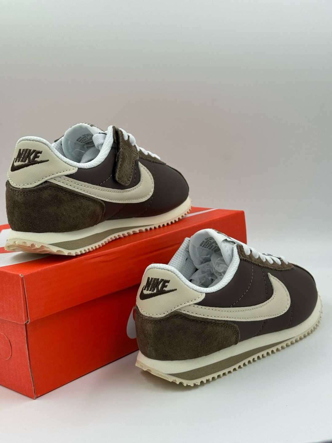кроссовки nike classic cortez leather,кроссовки cortez коричневые nike,кроссовки эко кожа,кроссовки эко,кроссовки nike cortez женские