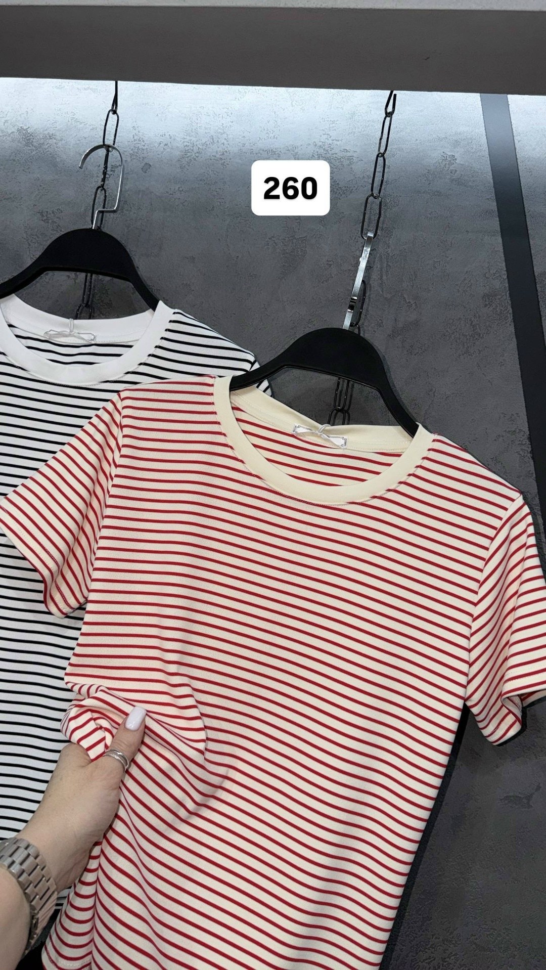 футболка в полоску,футболки модные,футболки женская,женская полосатая футболка,футболка в полоску женская