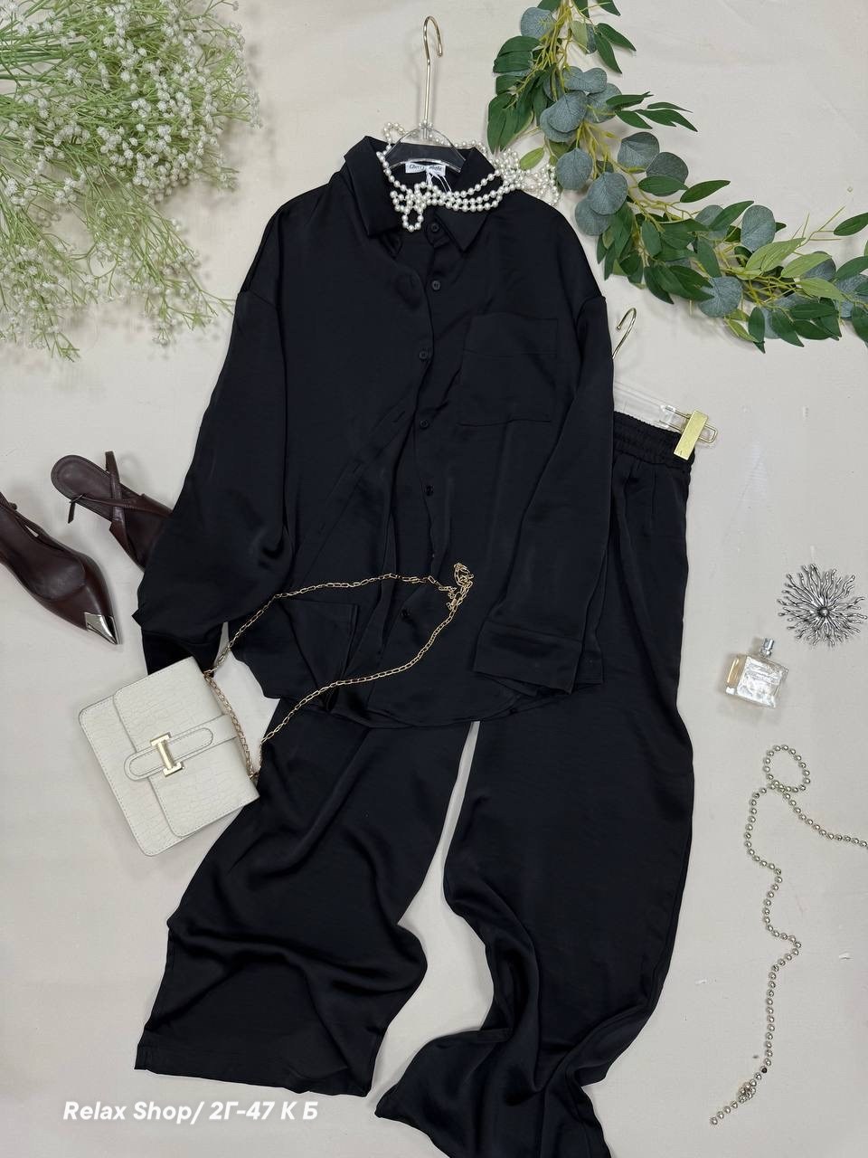 атласный костюм,шелковый брючный костюм,атласный брючный костюм,брючный костюм,костюм брючный шёлк "шоколад"