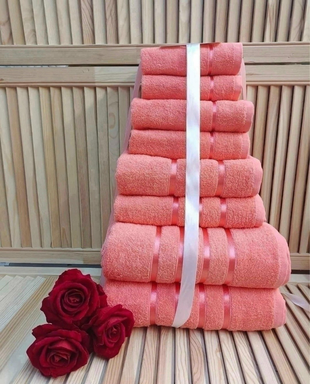 комплект из восьми полотенец,комплект махровых полотенец,набор полотенец,комплект полотенец,полотенца