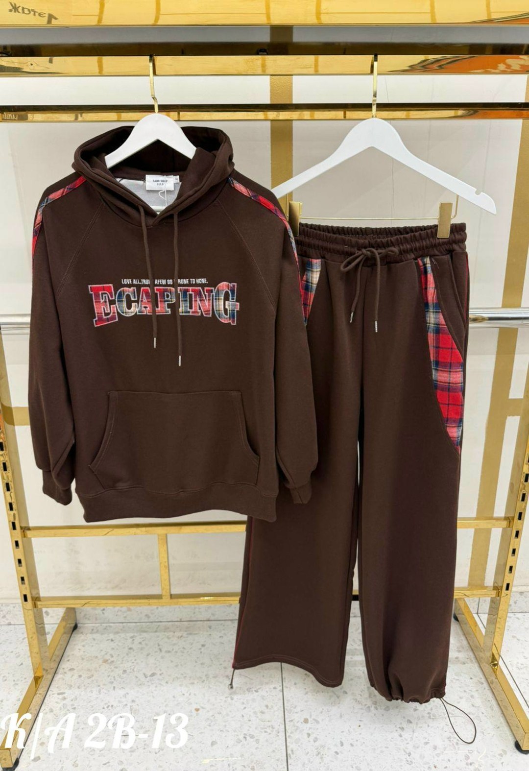 спортивный костюм,костюм спортивный gucci,стильные костюмы,спортивный костюм женский,повседневный спортивный костюм