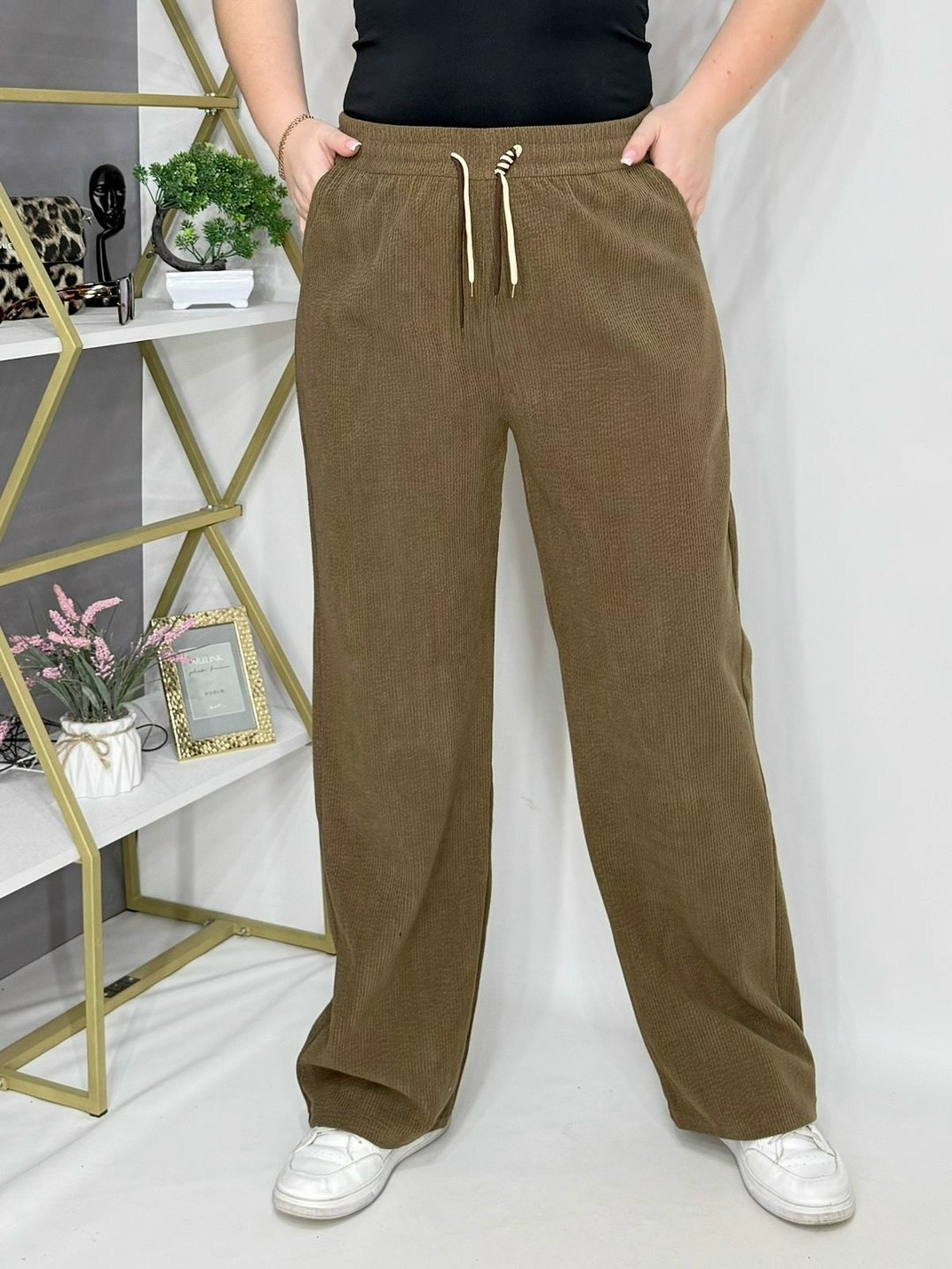 штаны вельвет,брюки вельвет новые р. 50-52,женские вельветовые брюки с широкими штанинами,брюки велюровые,брюки вельвет