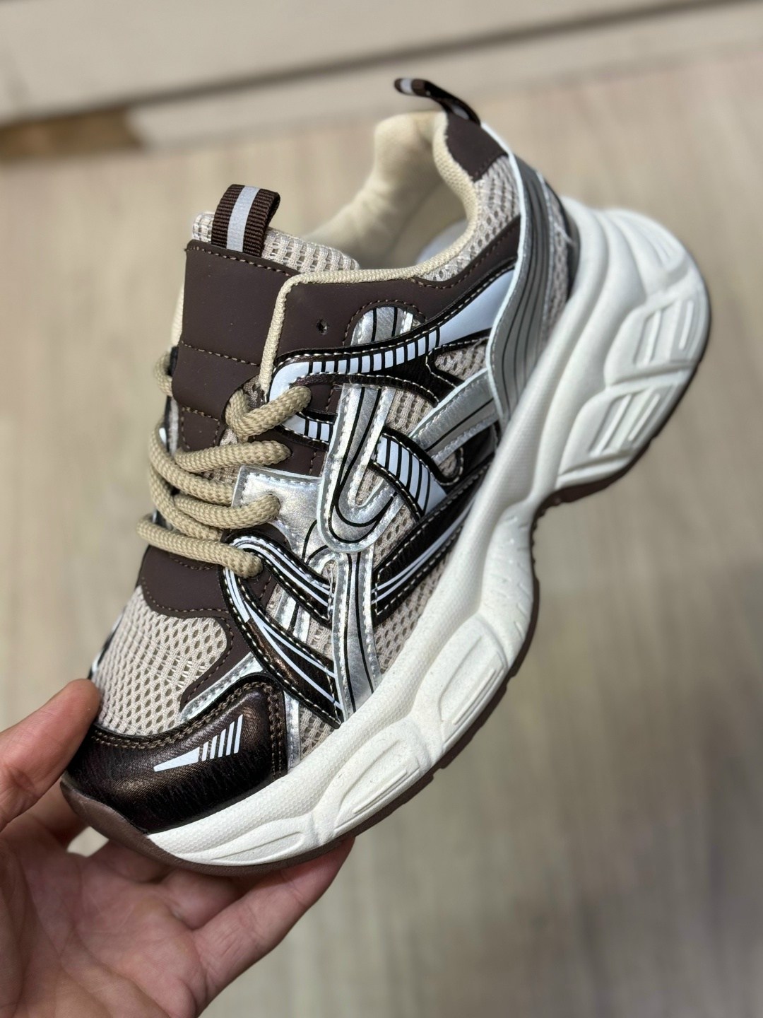 женские кроссовки,кроссовки повседневные,кроссовки для женщин,модные кроссовки,кроссовка