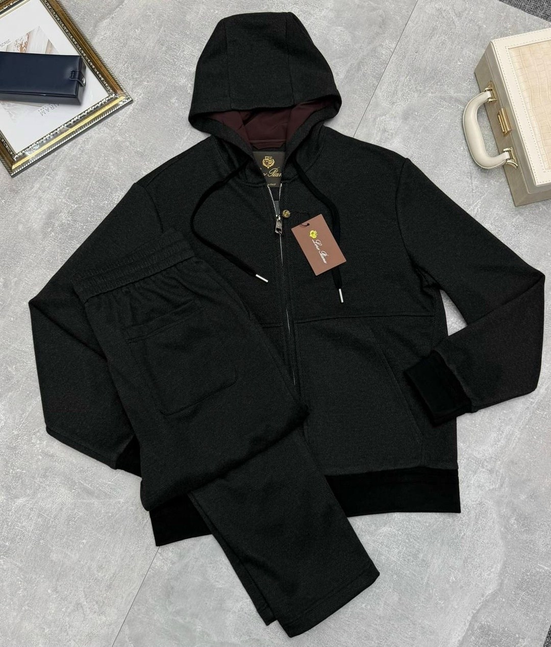 loro piana костюм спортивный,спортивный костюм stefano ricci,мужской спортивный костюм,спортивный костюм brunello cucinelli,спортивные костюмы мужские брендовые