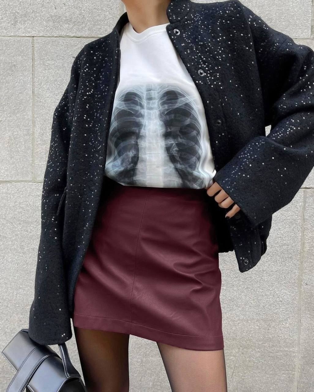 кожаная юбка,бордовая юбка,стильная юбка,бордовая кожаная юбка