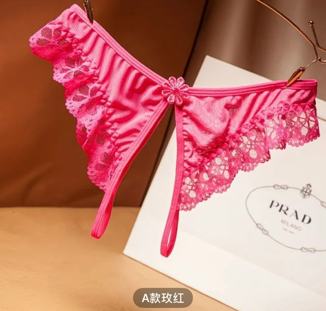 сексуальные женские трусики,женские сексуальные кружевные трусики,соблазнительные женские трусики,женские трусики,эротические женские трусики