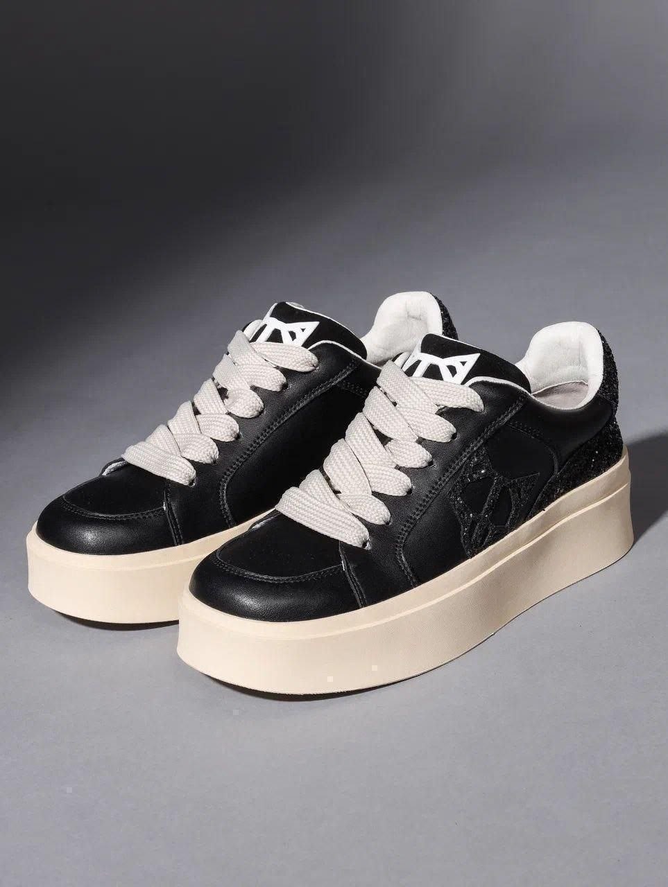 ,чёрные кеды с белой подошвой женские,кеды женски,черные кеды с белой подошвой,кроссовки женскиe