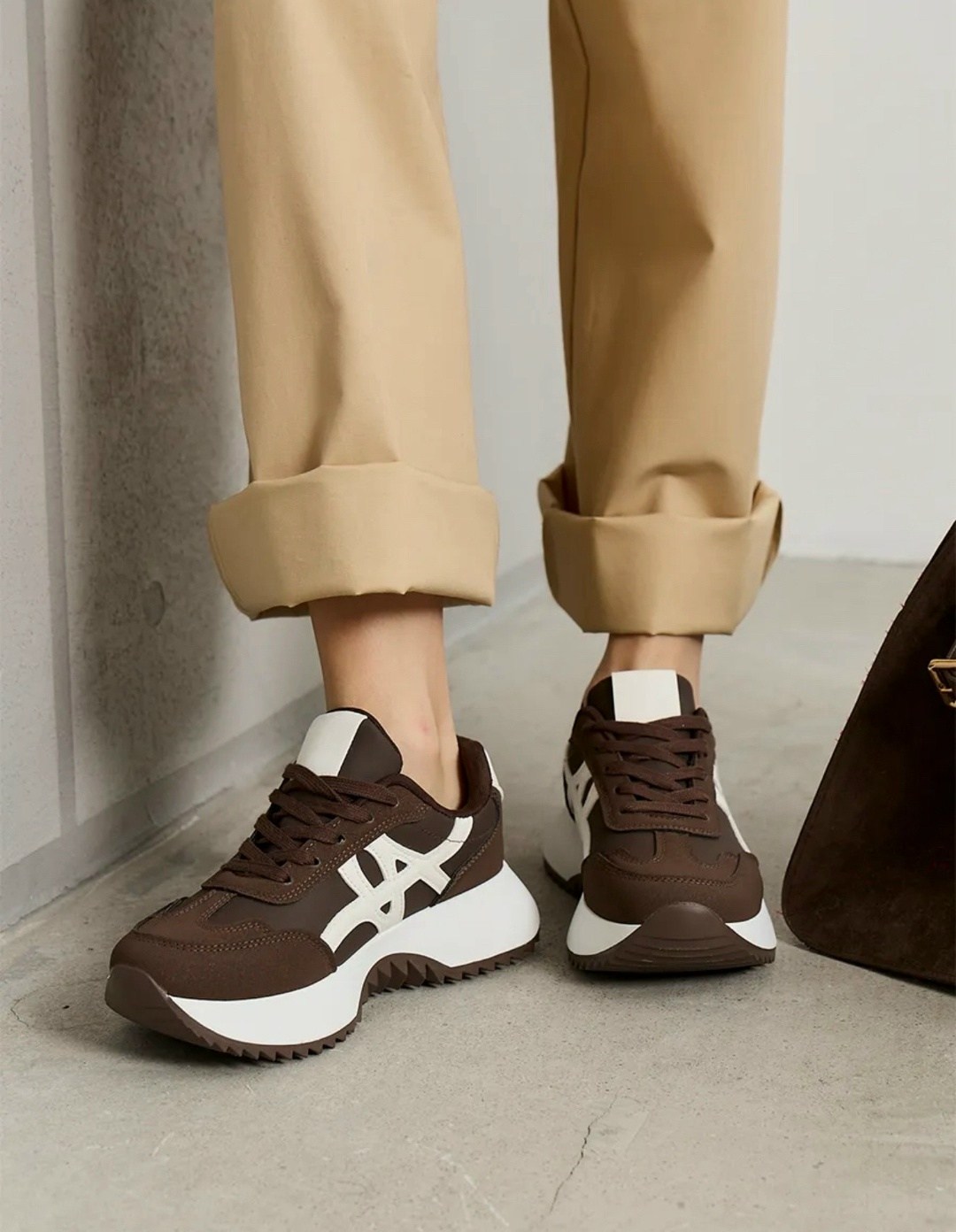 ,кроссовки женскиe,бежевые кроссовки,женские кроссовки коричневый,кроссовки женские бежевый