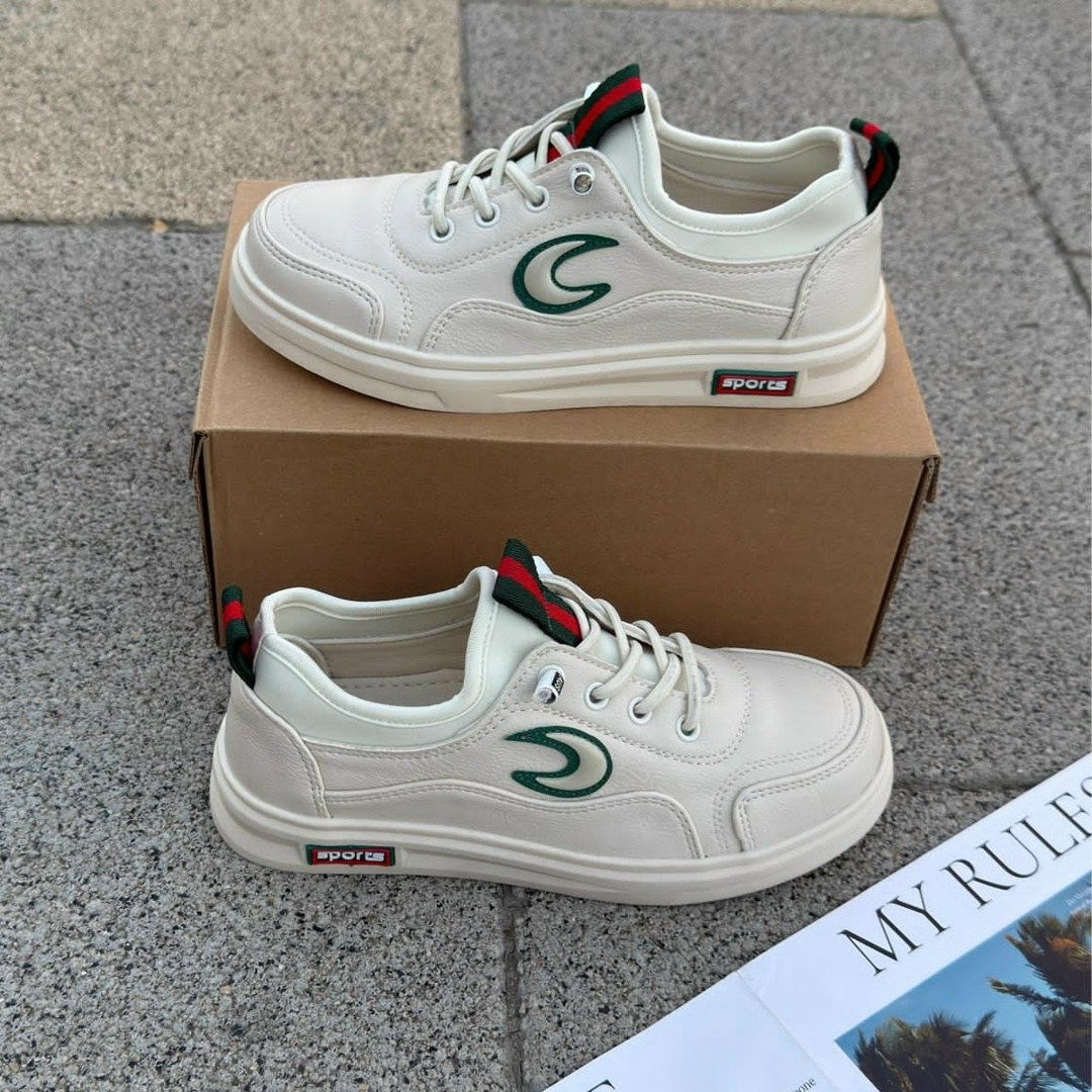 ,кроссовки женскиe,спортивная ,кроссовки модные,кроссовки для женщин