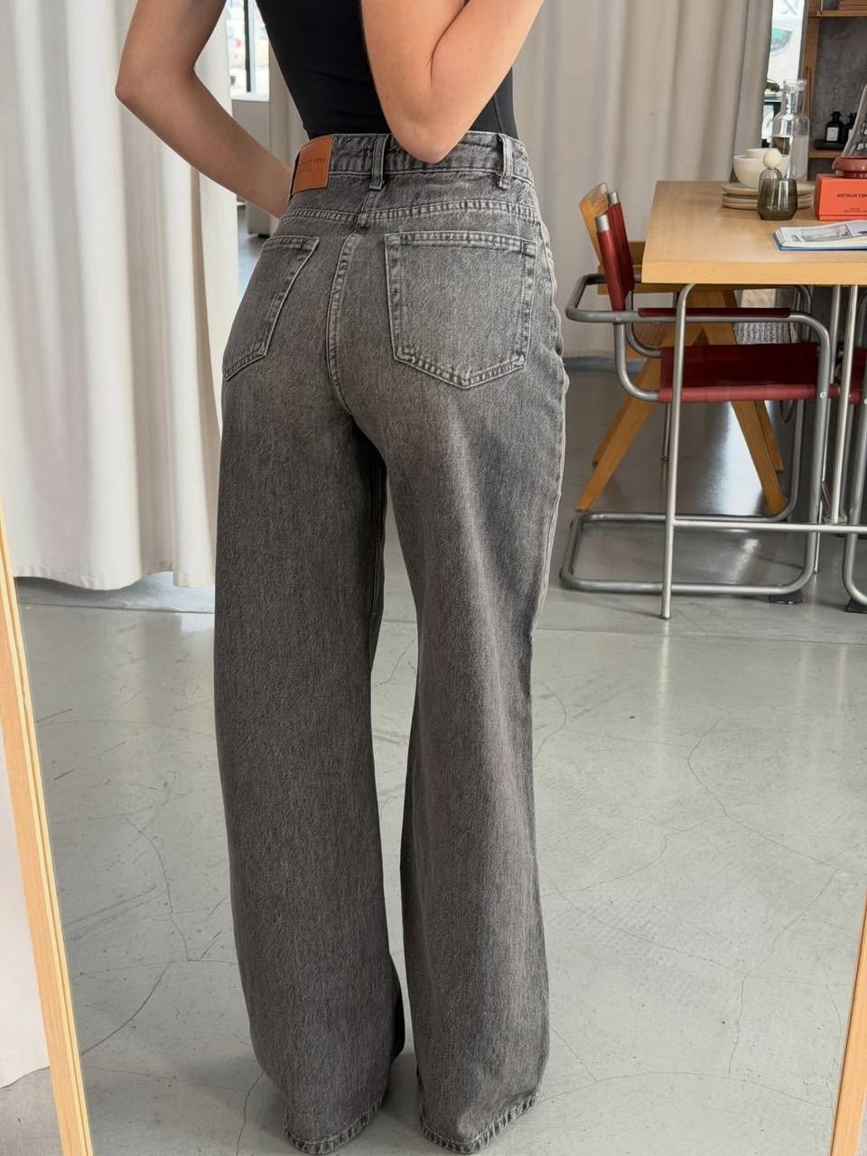 широкие джинсы,серые джинсы широкие,джинсы,джинсы женские широкие,джинсы клёш