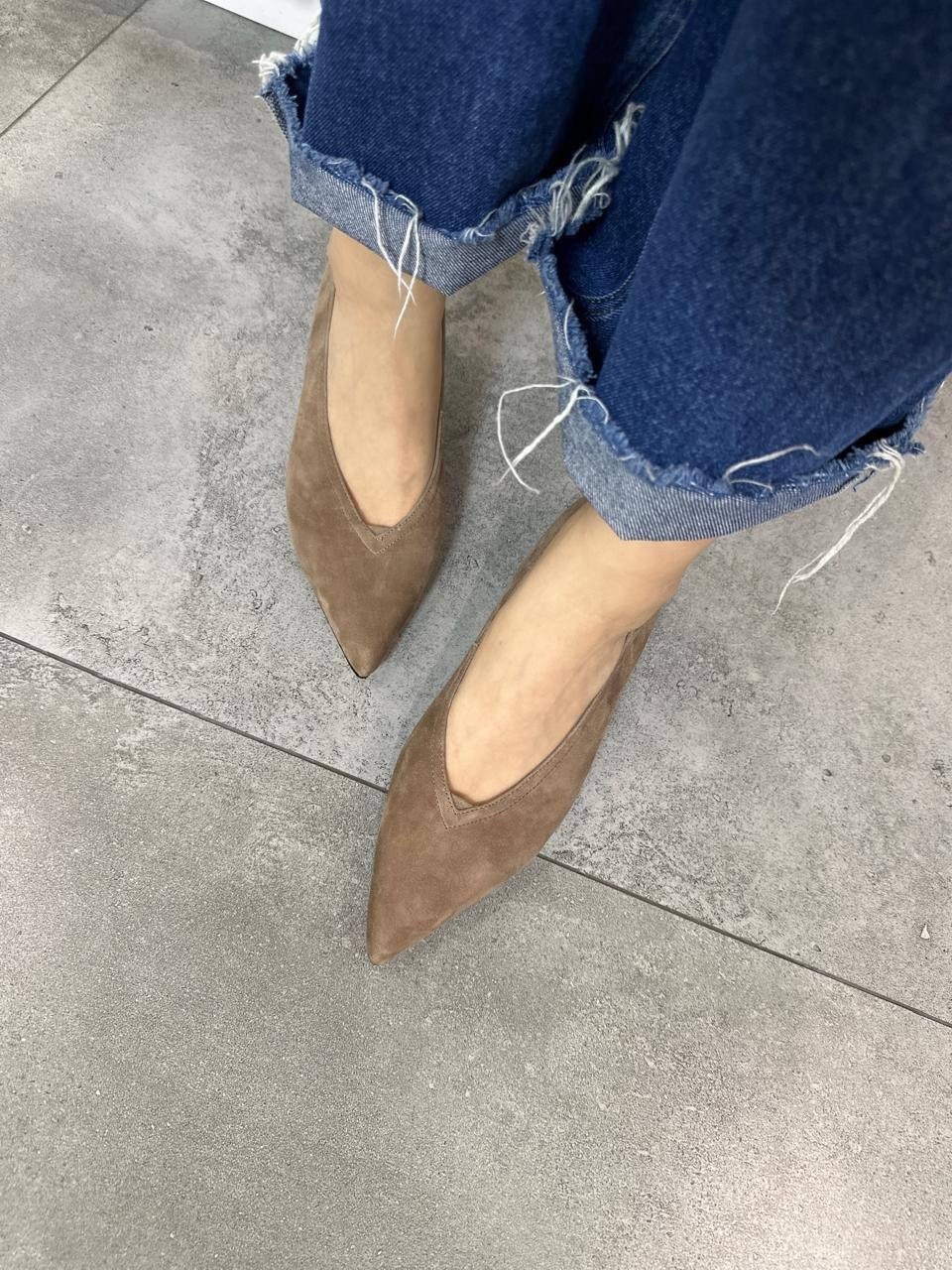 ,модные туфли на высоком каблуке miu miu,женские черные замшевые туфли miu miu,женские коричневые замшевые туфли miu miu,модные туфли