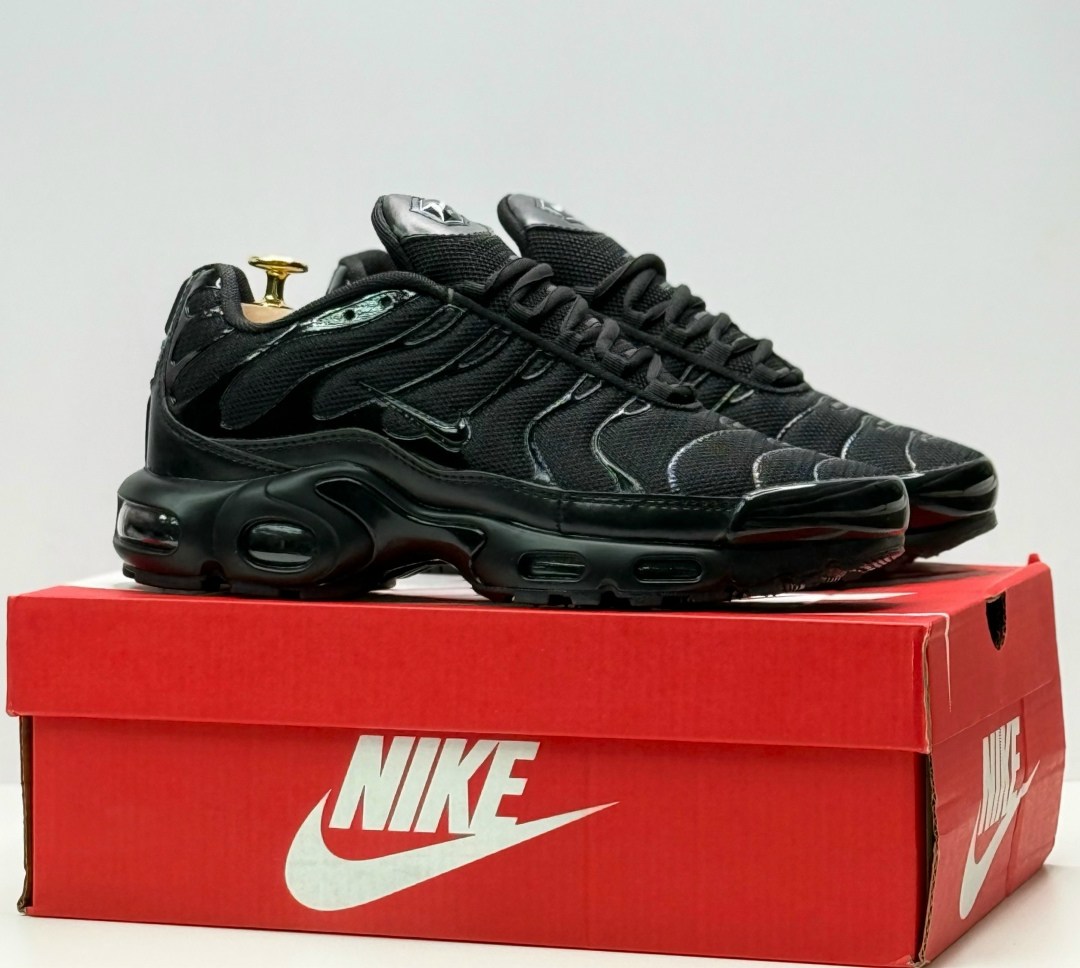 nike air max plus tn black,кроссовки nike air max tn plus,кроссовки nike air max tn plus мужские,кроссовки nike air max plus,nike air max plus tn