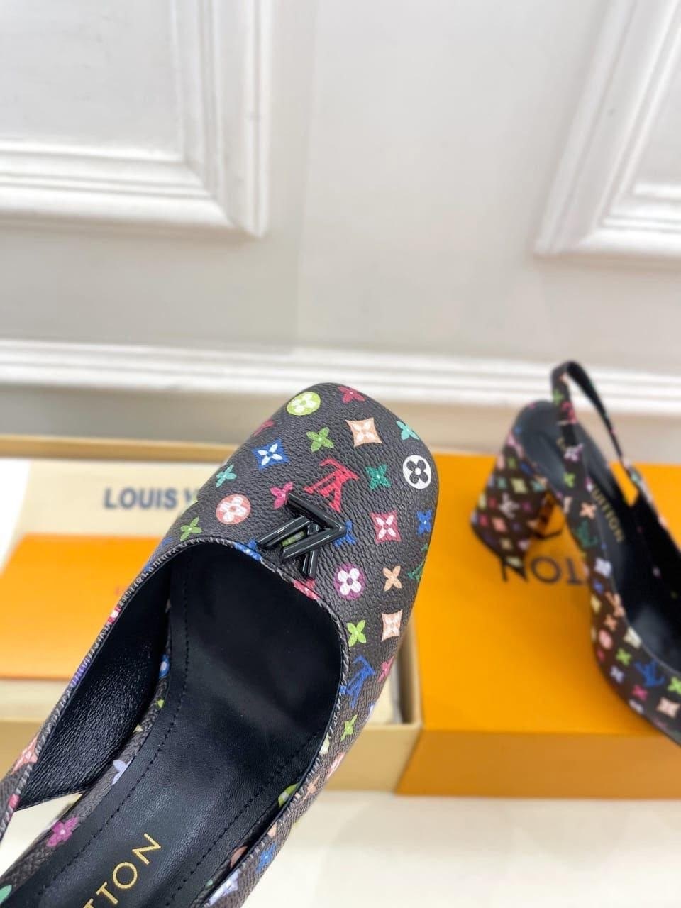 босоножки louis vuitton,louis vuitton туфли,,туфли louis vuitton с бантом сзади,туфли луи виттон