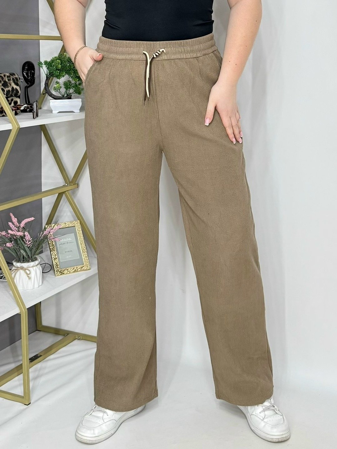 штаны вельвет,брюки вельвет новые р. 50-52,женские вельветовые брюки с широкими штанинами,брюки велюровые,брюки вельвет