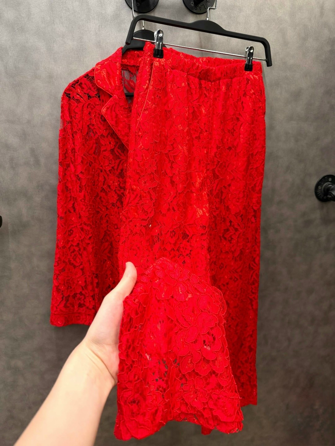 стильные женские костюмы,стильные наряды,элегантный костюм женский,брючный костюм,костюм с кружевом