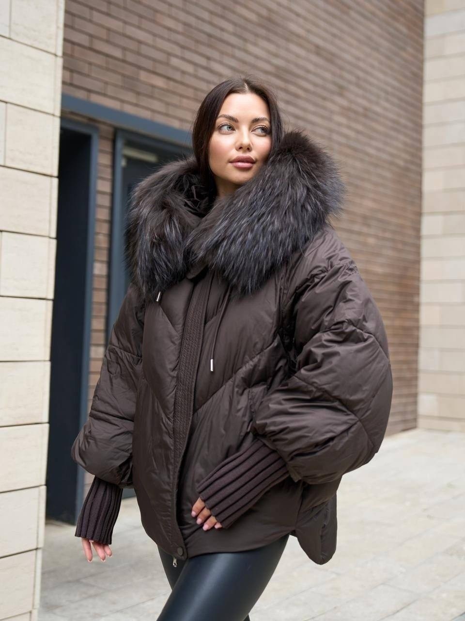 пуховики с натуральным мехом,женский пуховик на белом утином пуху с воротником из меха чернобурки,женский пуховик с меховым воротником,куртка с меховым капюшоном,женский пуховик на белом утином пуху с