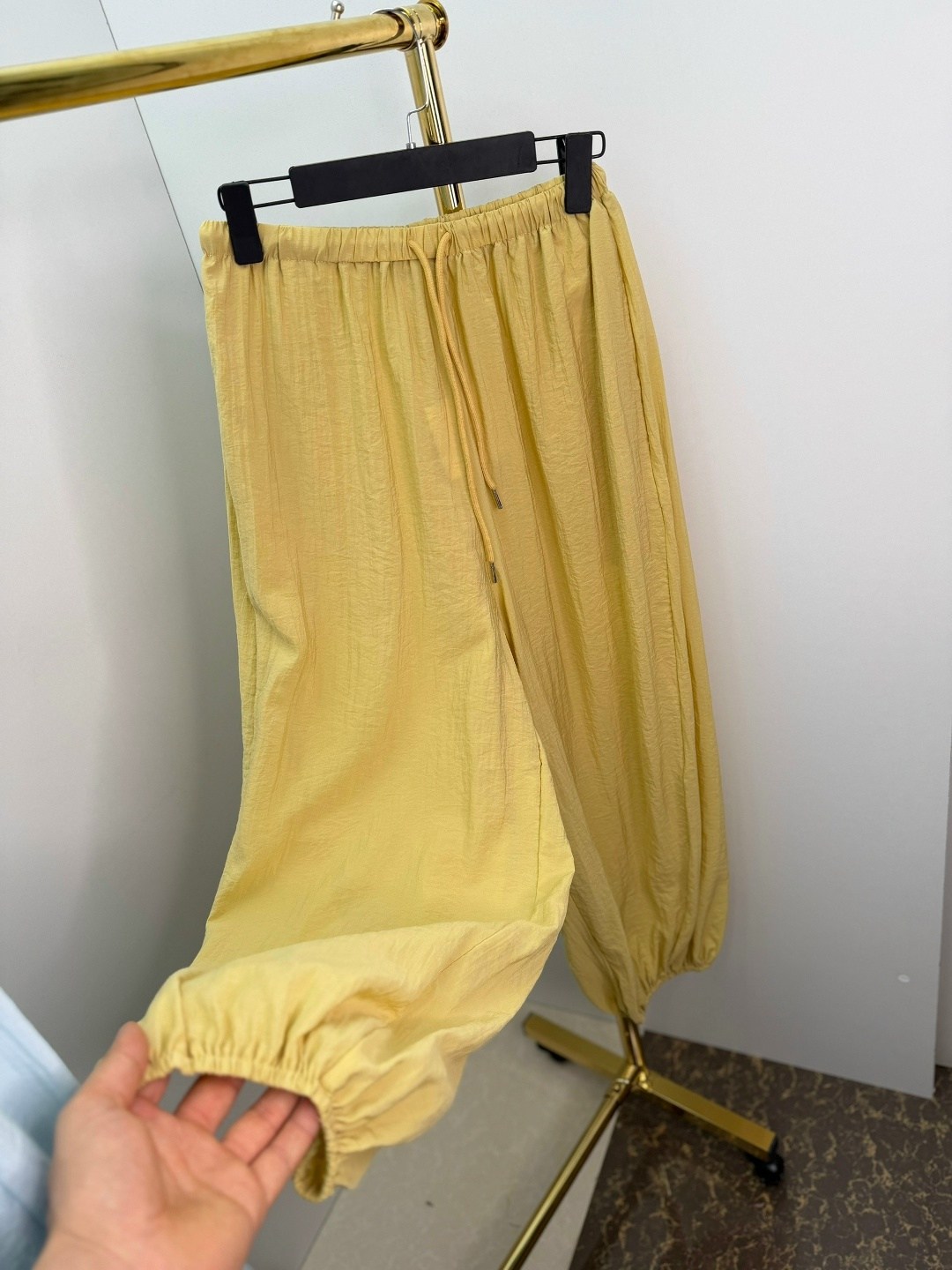 широкие брюки,брюки бохо валберис,штаны широкие,свободные брюки,брюки шаровары